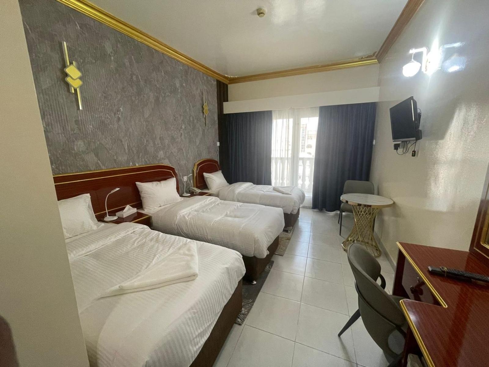 Galaxy Star Hotel Дубай Екстериор снимка